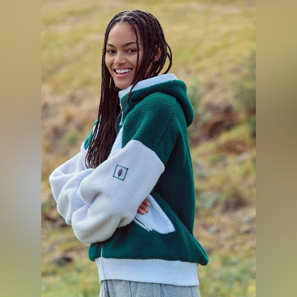 NWT FP Movement Hit The Slopes Hoodie in Evergreen Combo
